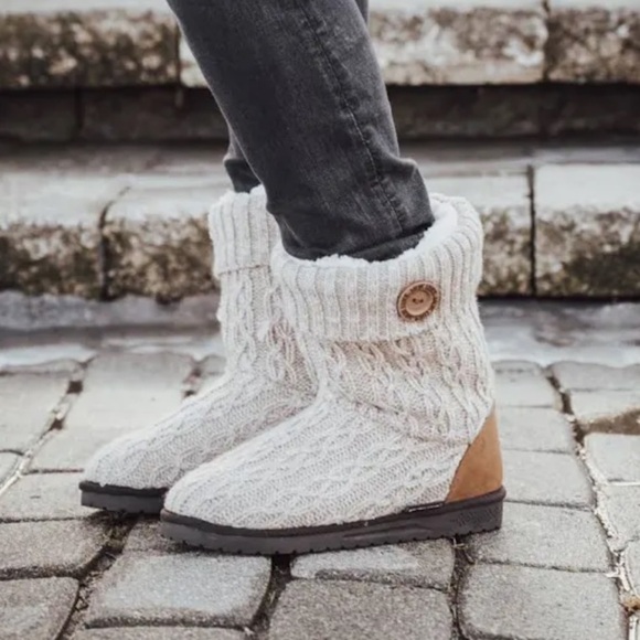🔥Muk Luks | Women’s tan heather faux sherpa lined Essentials Knit Boots, size 9 - Picture 1 of 16